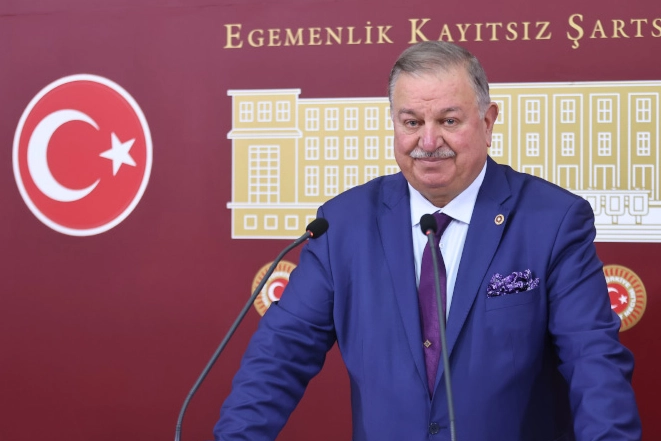 Milletvekili Bekin&rsquo;den Trump&rsquo;a tepki: ABD, İran&rsquo;ın i&ccedil; işlerine m&uuml;dahale edemez