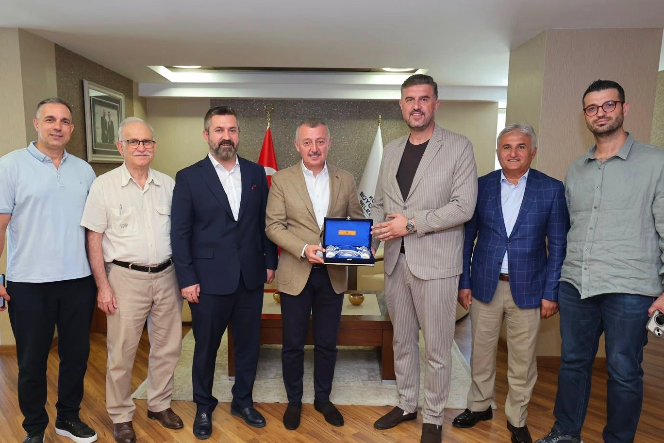 Kocaeli'de Başkan B&uuml;y&uuml;kakın STK temsilcilerini ağırladı
