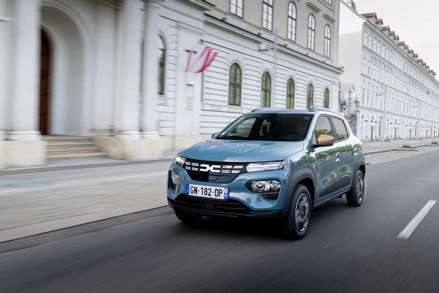%100 ELEKTRİKLİ YENİ DACIA SPRING TÜRKİYE’DE