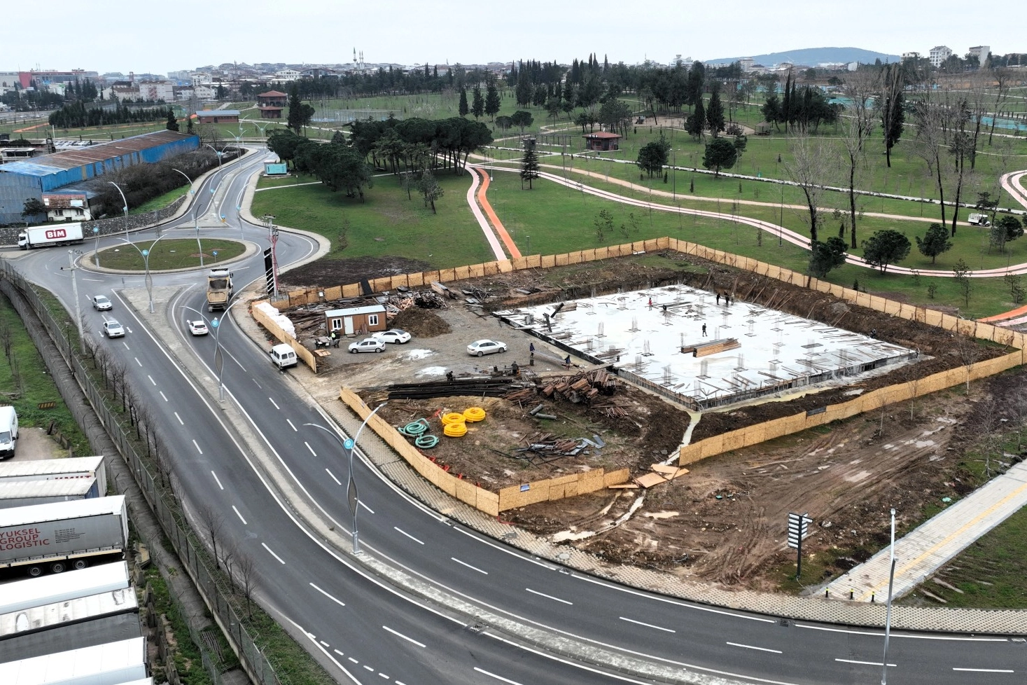 Kocaeli B&uuml;y&uuml;kşehir İtfaiyesi g&uuml;&ccedil; katıyor