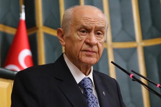 Bah&ccedil;eli'den AB &ccedil;ıkışı