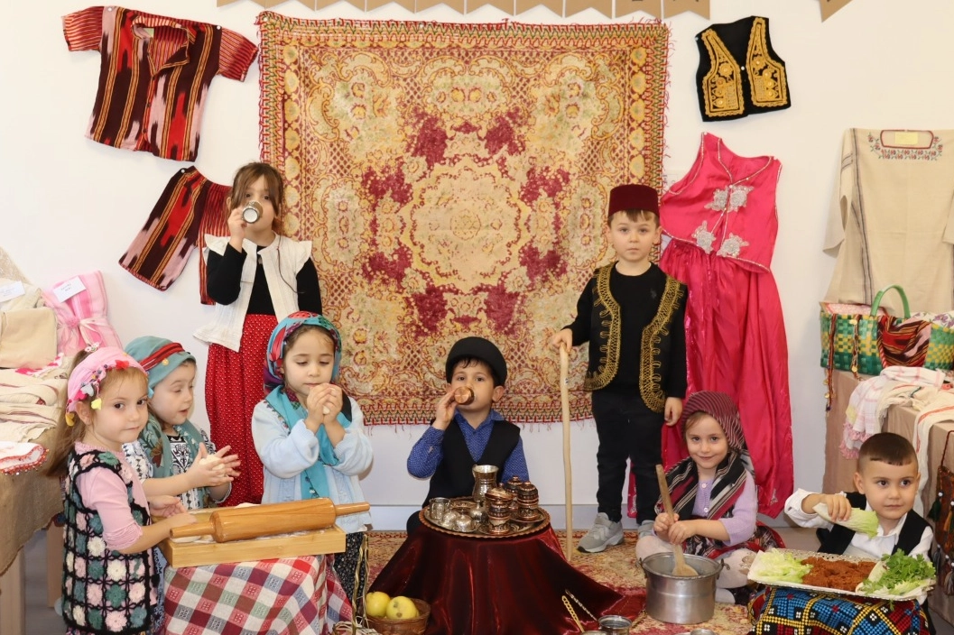 Kocaeli'de &Ccedil;ınar &Ccedil;ocuk Evleri&rsquo;nde k&uuml;lt&uuml;r mozaiği