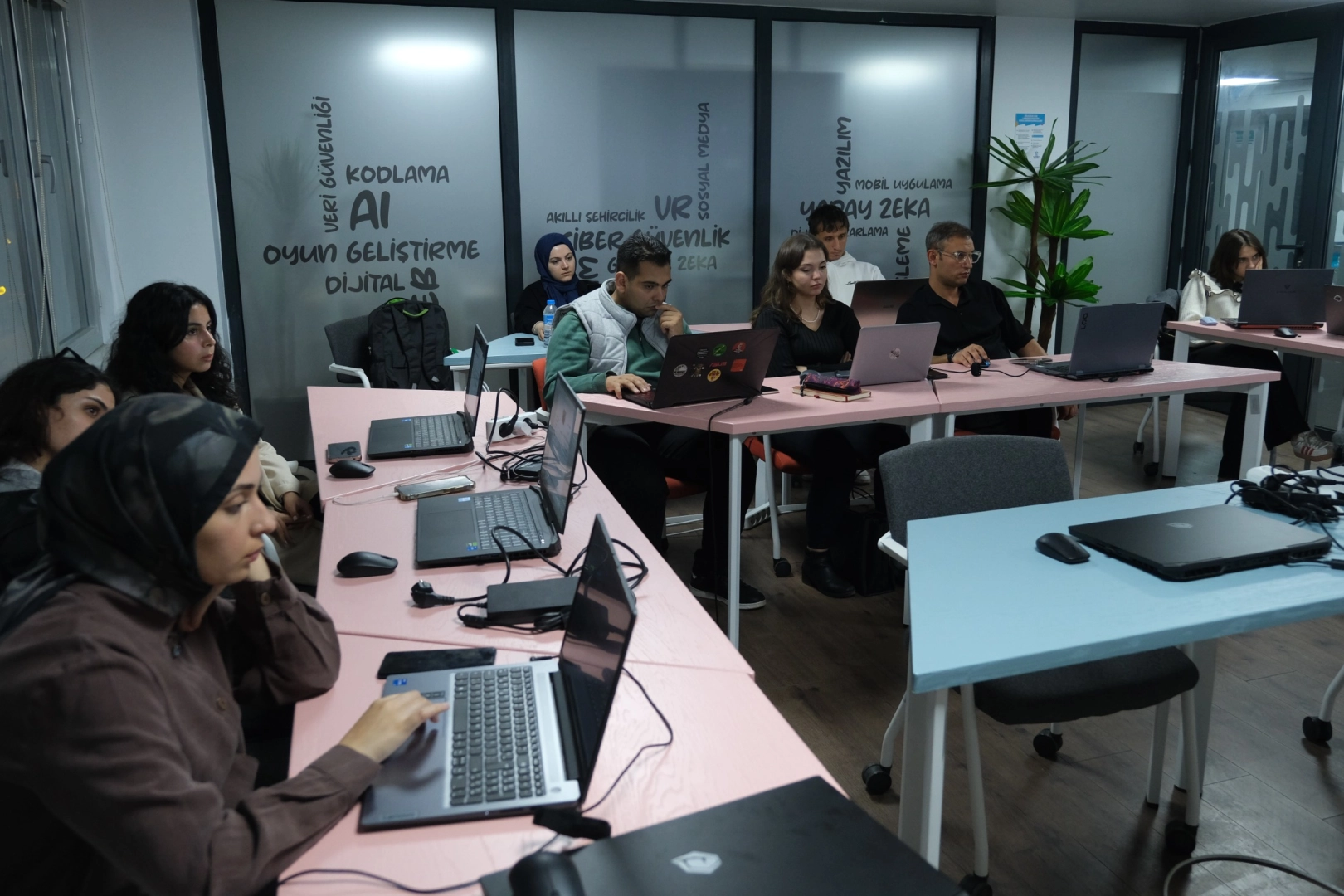 Kocaeli'de Dijital Kamp&uuml;s&rsquo;te yeni d&ouml;nem heyecanı