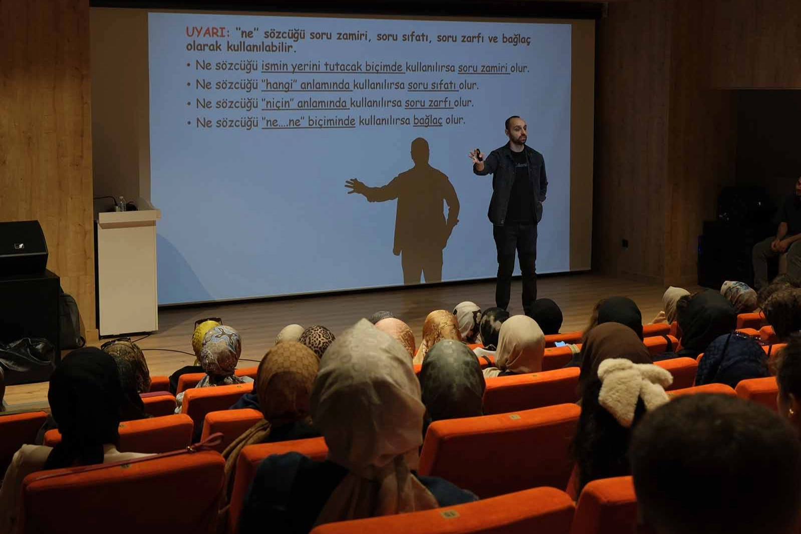 Kocaeli'de KPSS adayları B&uuml;y&uuml;şehir'le sınava hazırlanıyor