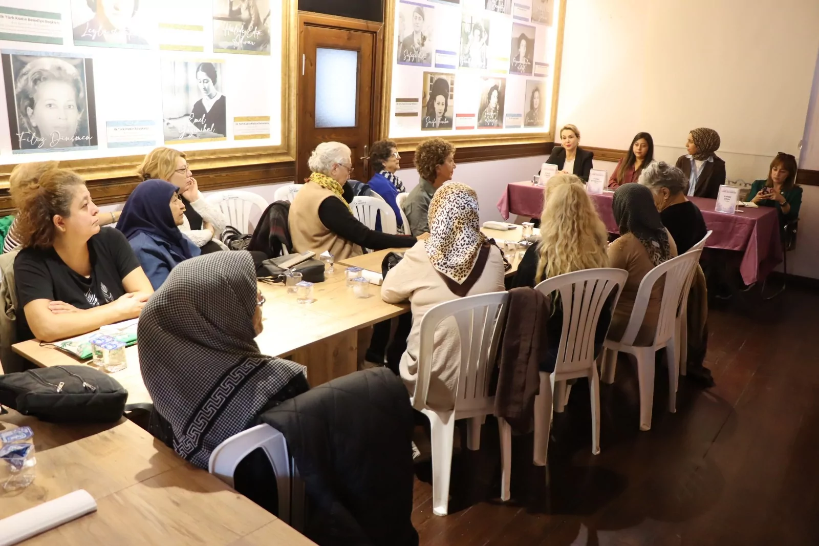 Kocaeli'de kadınlar Konak Buluşmaları&rsquo;nda bir araya geldi