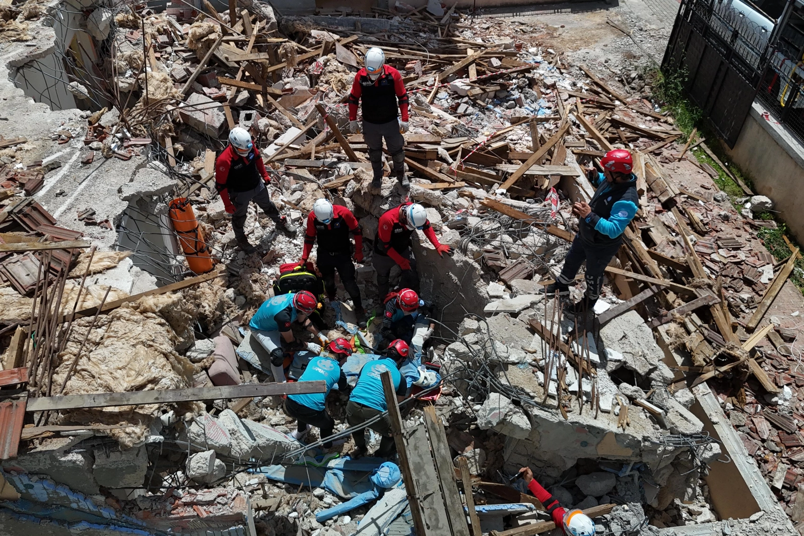 Gebze'deki deprem tatbikatı gerçeği aratmadı