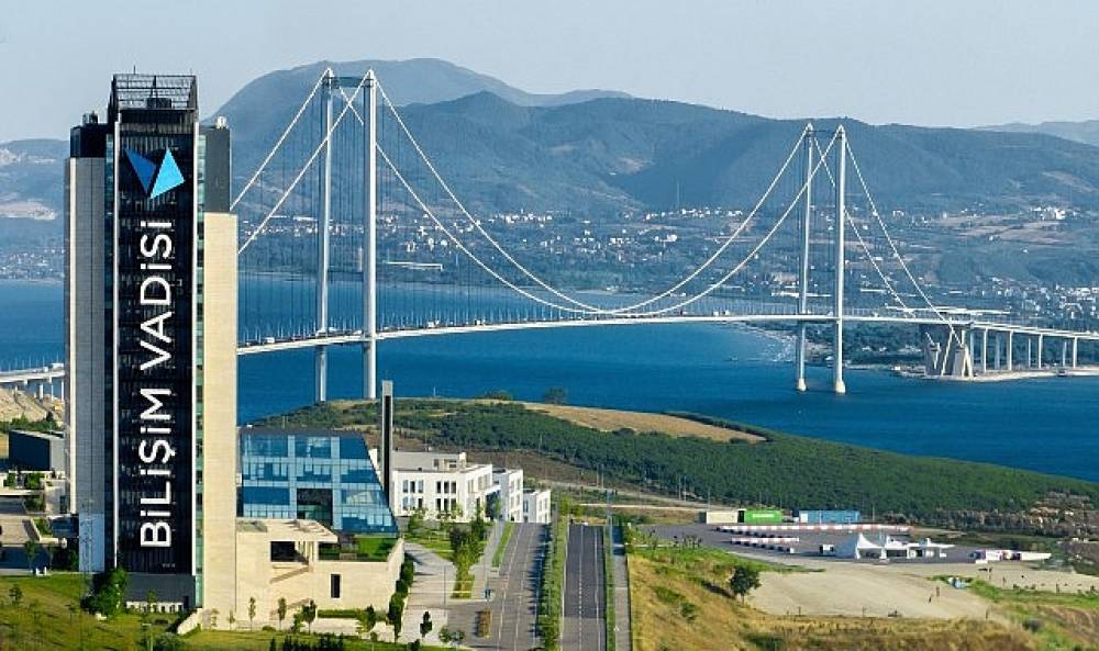 Osmangazi K&ouml;pr&uuml;s&uuml;'nde binler koşacak, ulaşım s&uuml;recek