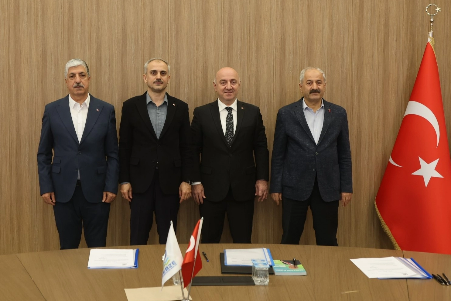 Gebze Belediyeler Birliği Başkanı &Ccedil;ayırova'ya emanet