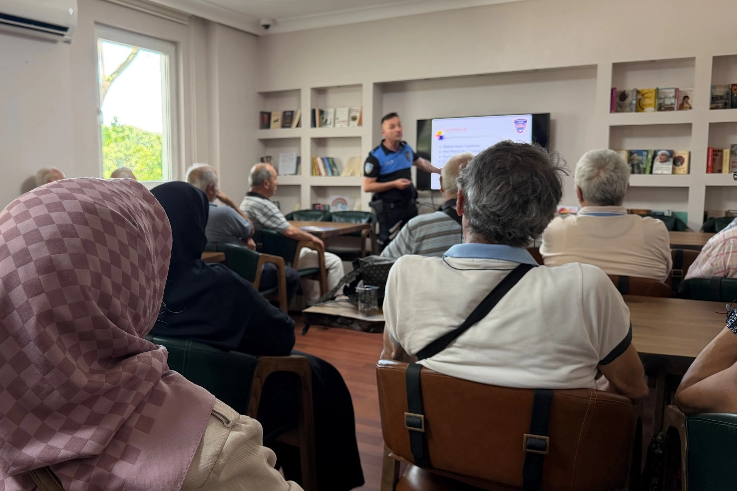 Kocaeli'de &lsquo;Saygınlar&rsquo;a dijital g&uuml;venlik bilinci