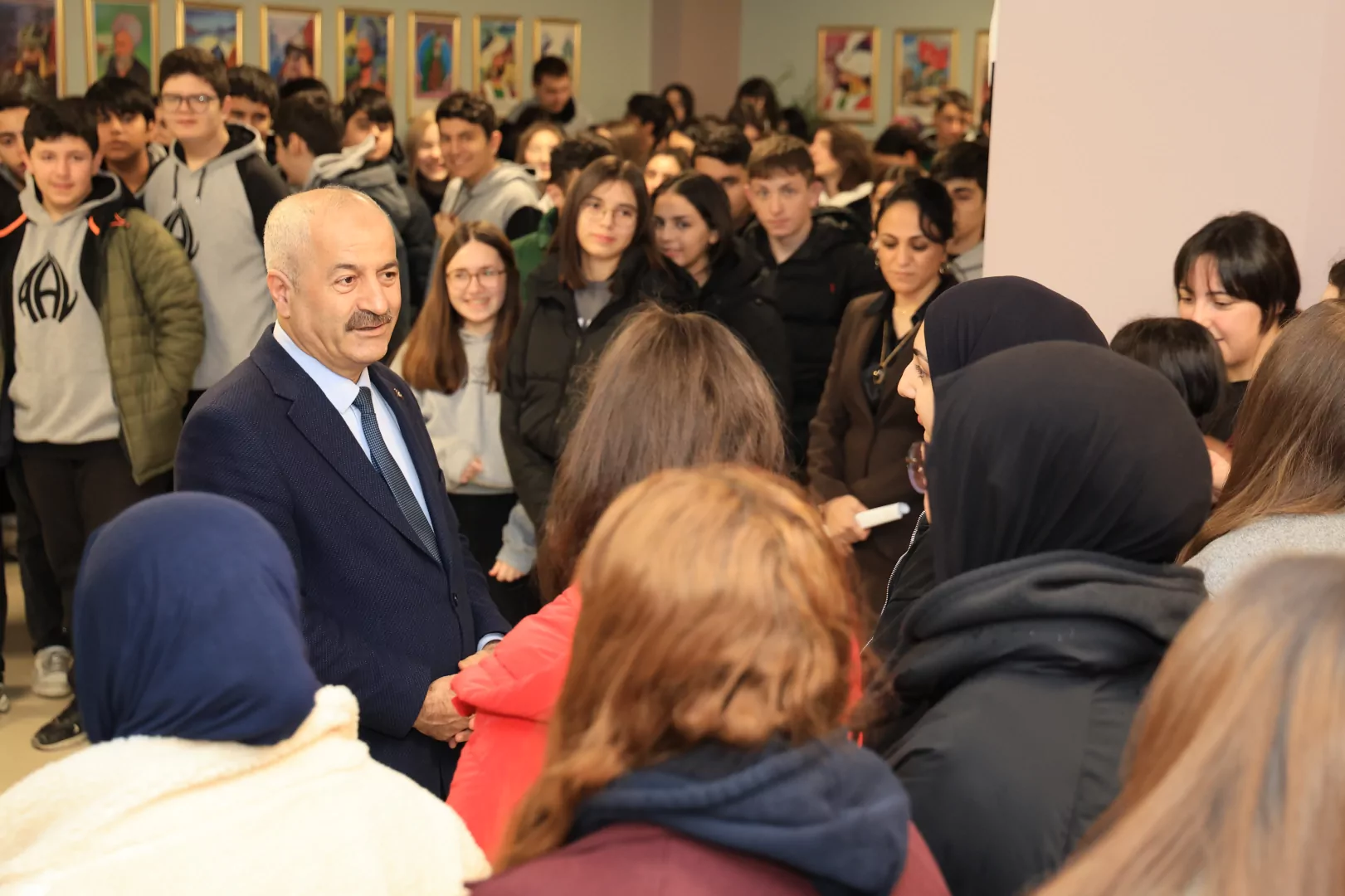 Gebze'de &uuml;niversite eğitim desteği i&ccedil;in başvurular başladı