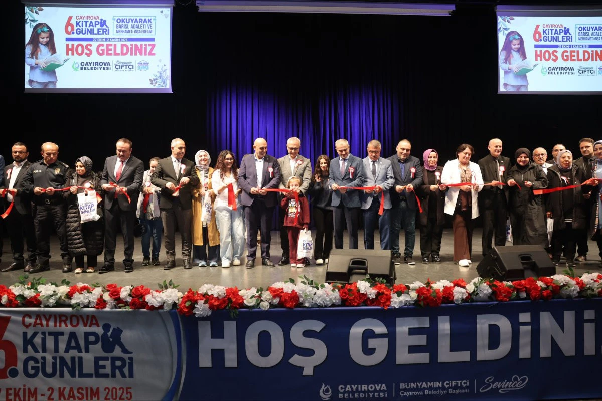 6. Çayırova Kitap Günleri, kapılarını açtı 6. Çayırova Kitap Günleri, kapılarını açtı