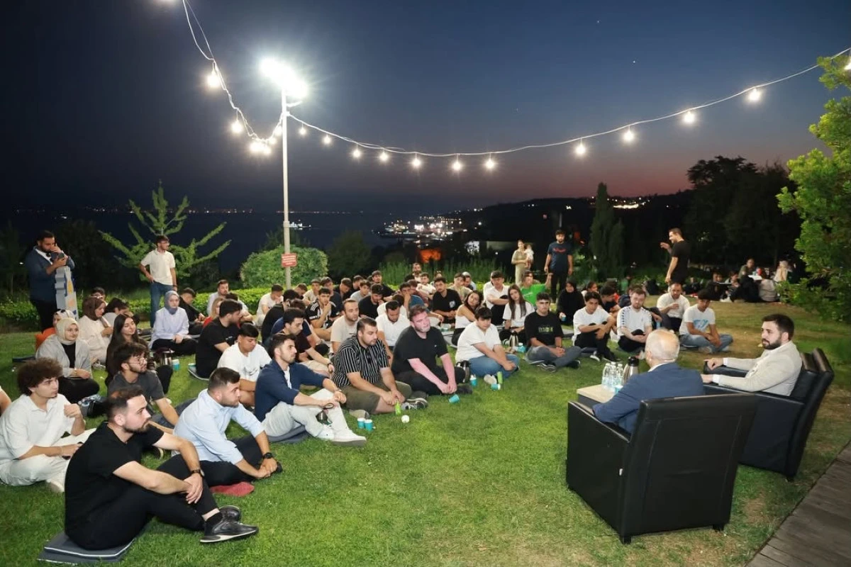 AK Parti Gebze Gen&ccedil;lik Kolları&rsquo;ndan Eskihisar Sohbetleri