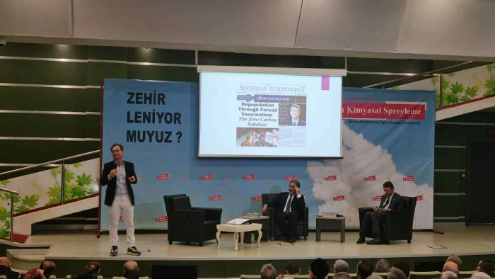 Gebze&rsquo;de "K&uuml;resel Kuşatma" Konferansı: "G&ouml;z&uuml;m&uuml;ze Baka Baka Yalan S&ouml;yl&uuml;yorlar!"