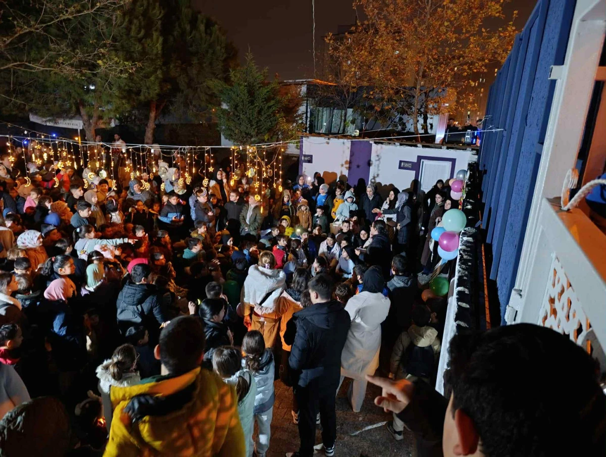 Kirapınar'da &Uuml;&ccedil; Aylar &Ccedil;oşkuyla Karşılandı