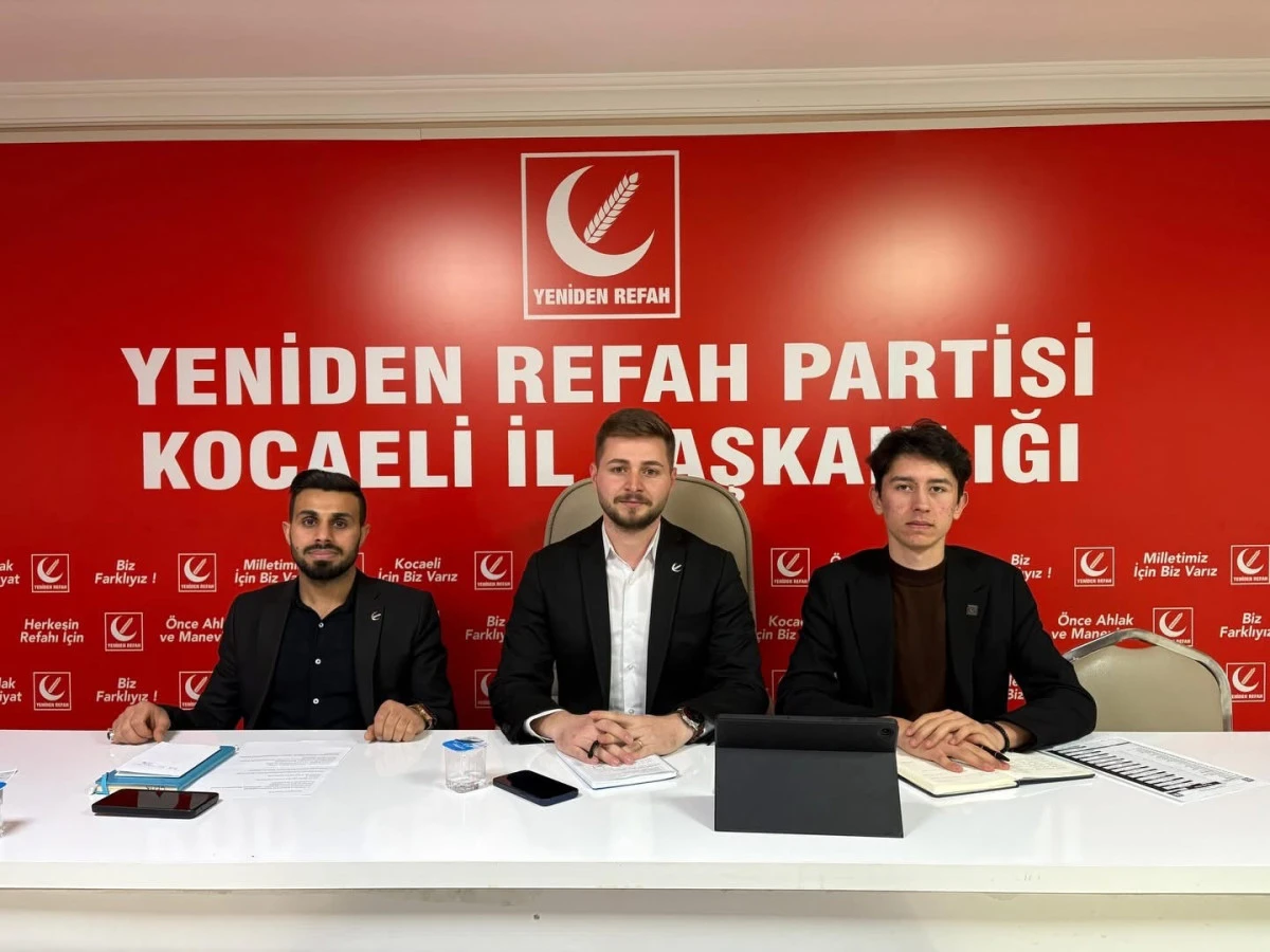 Kocaeli&rsquo;de Gen&ccedil;lik Sahaya İndi: Yeniden Refah&rsquo;ta 41 Kişilik G&uuml;&ccedil;l&uuml; Kadro