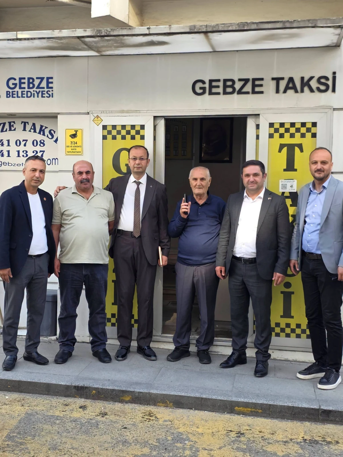 MHP Gebze Teşkilatı&rsquo;ndan Taksici Esnafına Anlamlı Ziyaret