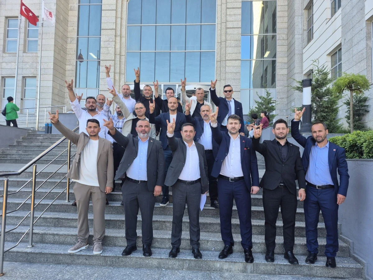 MHP GEBZE'DE ALİ YALSIZ SE&Ccedil;İLMİŞ BAŞKAN 