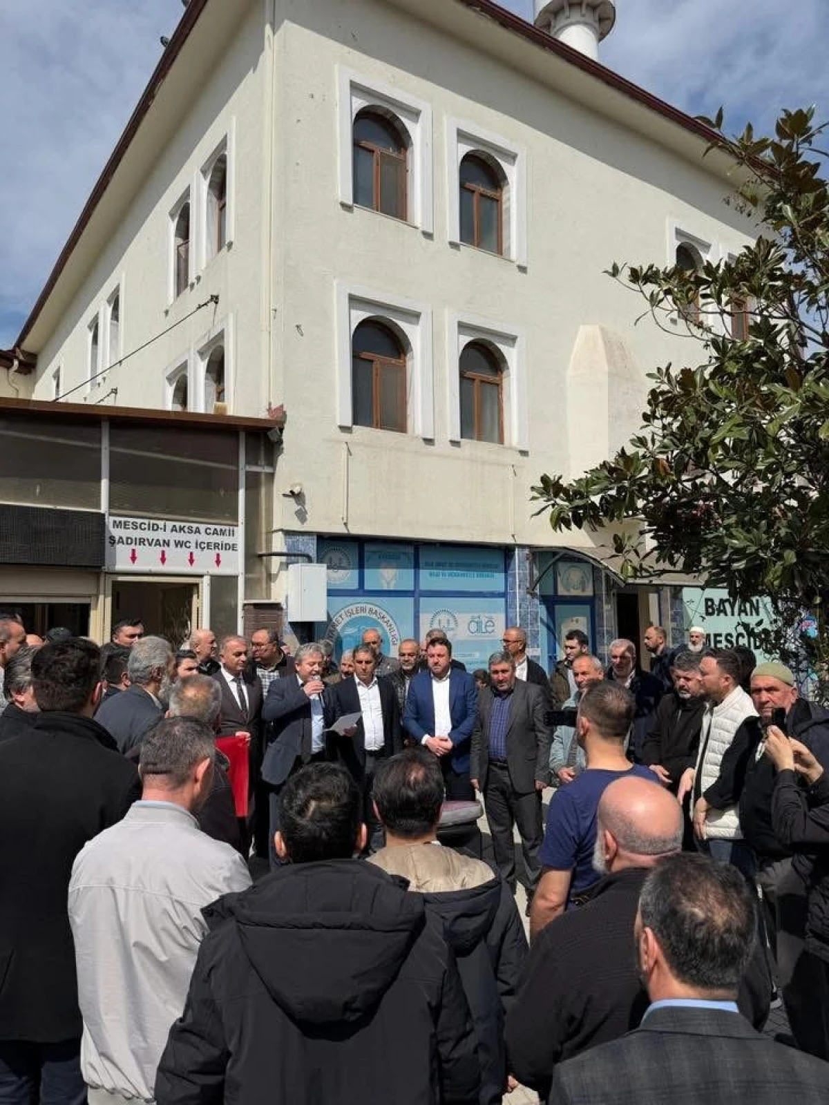 Saadet Partisi Meydanlarda! &bull; İzmit, G&ouml;lc&uuml;k ve &Ccedil;ayırova Ayakta: "Sessiz Kalmayacağız!