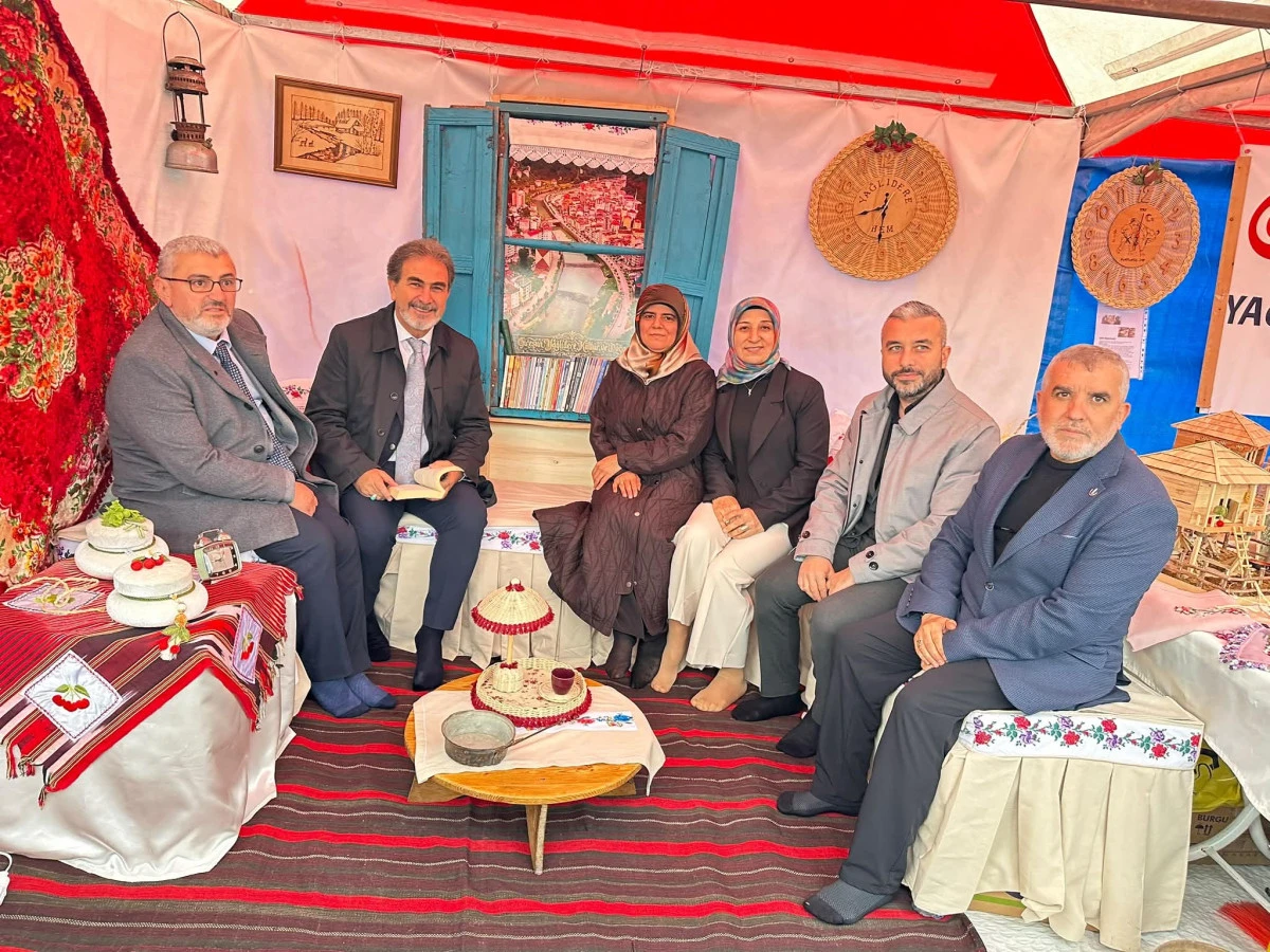 YENİDEN REFAH GEBZE TEŞKİLATI&rsquo;NDAN 2. &Ccedil;OTANAK K&Uuml;LT&Uuml;R FESTİVALİ&rsquo;NE &Ccedil;IKARTMA