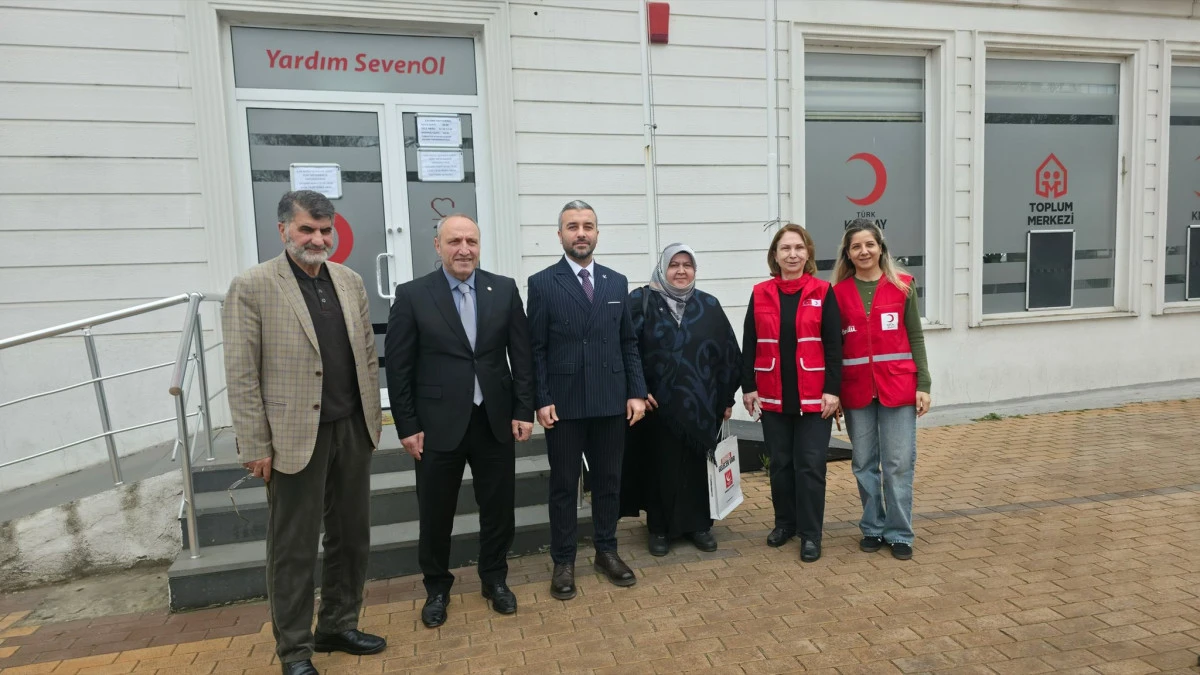 Yeniden Refah&rsquo;tan Kızılay&rsquo;a Anlamlı Ziyaret: &ldquo;Bir Damla Kan, Bir Hayat&rdquo;
