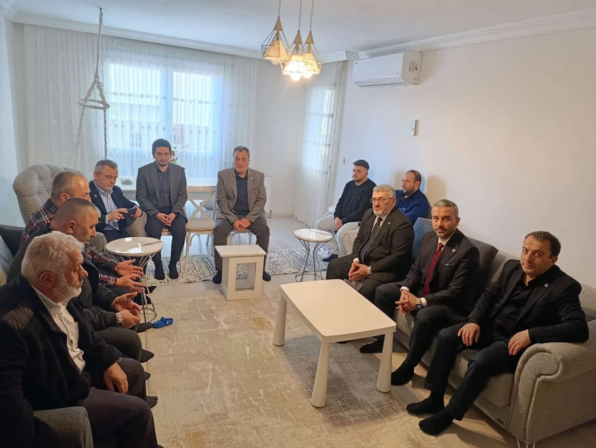 YENİDEN REFAH&rsquo;TAN TABAKOĞLU AİLESİNE TAZİYE ZİYARETİ